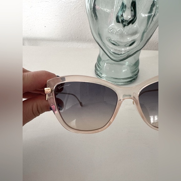 Ferragamo Cat Eye Sunglasses 55 mm Clear Nude Retro Sunglasses Vintage Designer - Picture 9 of 13